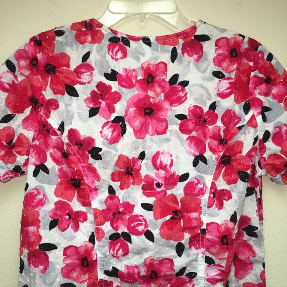 ELLE Scrub Top - Size XS Floral V-neck 2-Pockets - Picture 5 of 8